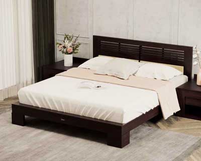 Izgo Queen Size Bed