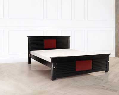 Grue Queen Size Bed