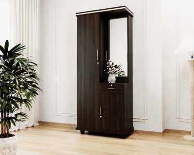 Wing Wardrobe