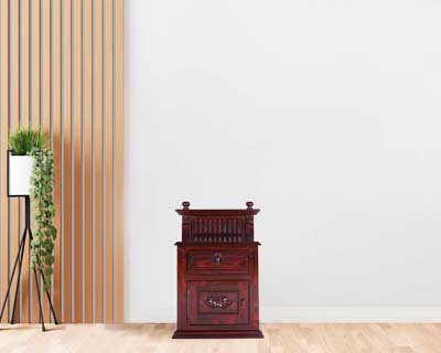 Classic Hafsa Bedside Table