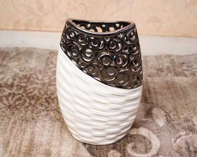Gayal Table Decor